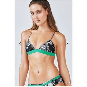 NWT! Fabletics Allison Palm Print Adjustable Bikini Top